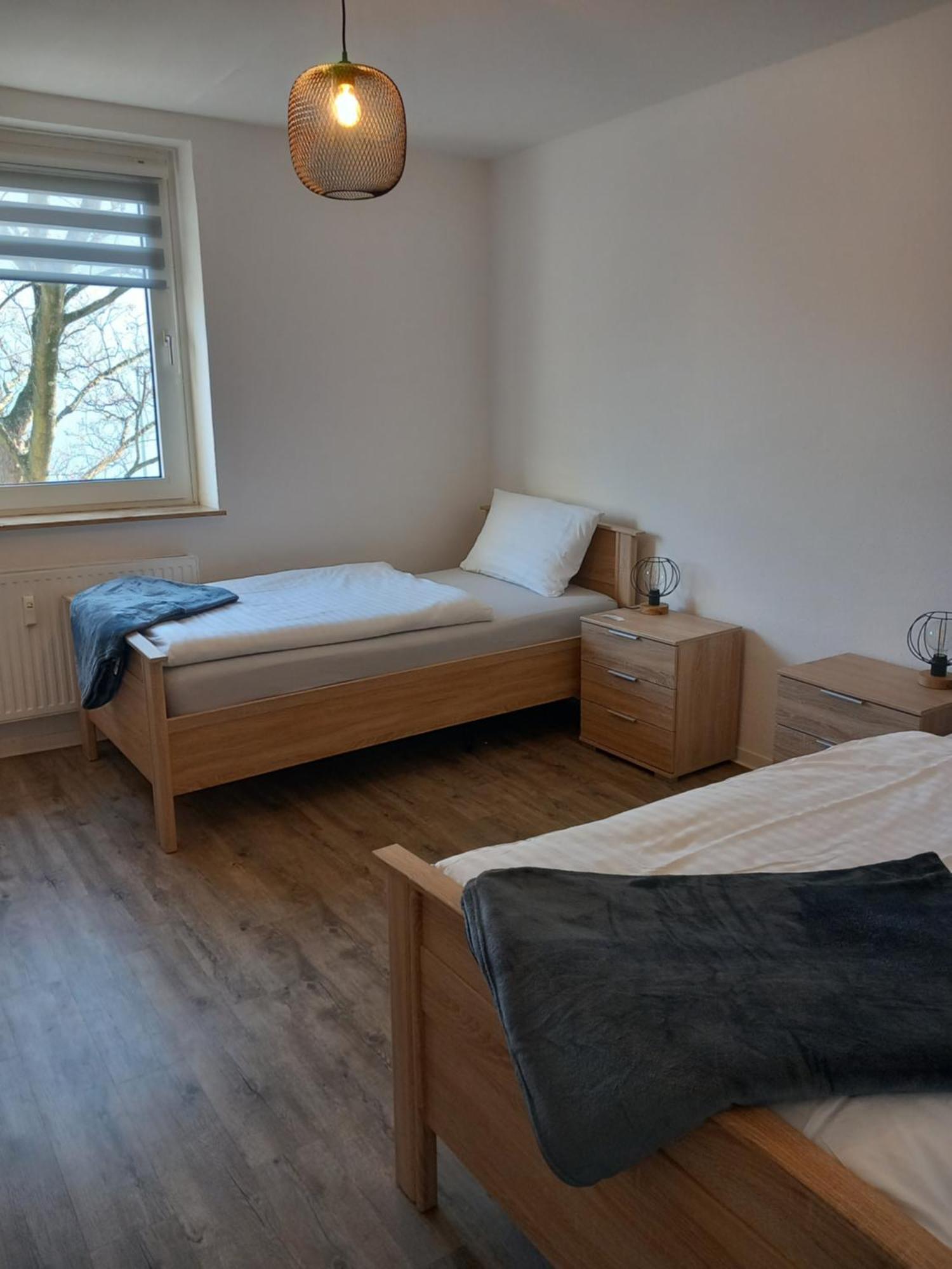Netflix &wlan & Kingsize Bett & Big Tv & Duisburg