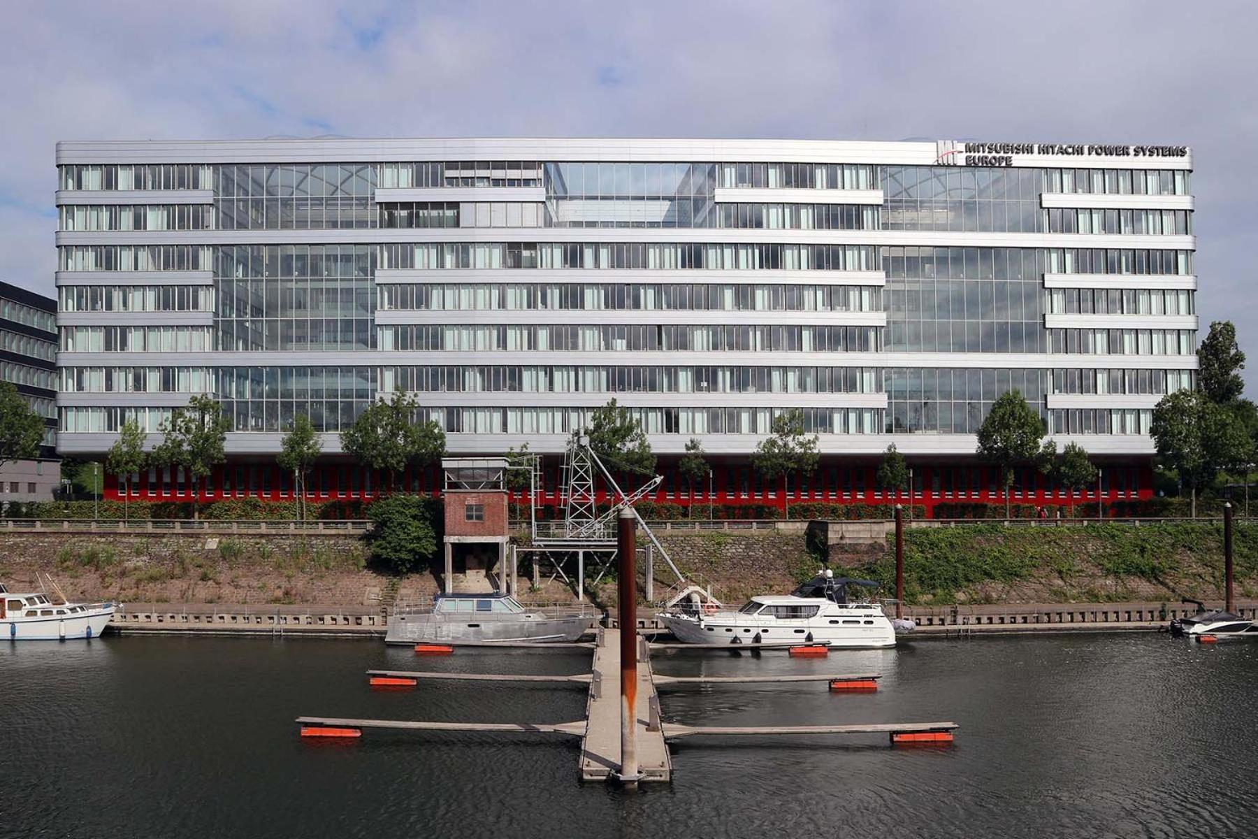 2#netflix &wlan &kingsize Bett & Kaffee Maschine & & 500m Innenhafen & 2 Min U Bahn